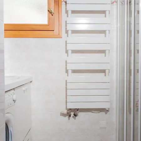 Apartment Confortable 4 Chambres, Balcon, Proche Telecabines - Fr-1-467-67