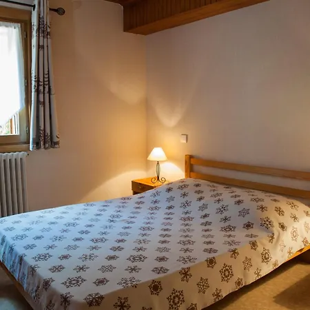 Confortable 4 Chambres, Balcon, Proche Telecabines - Fr-1-467-67 Apartment *